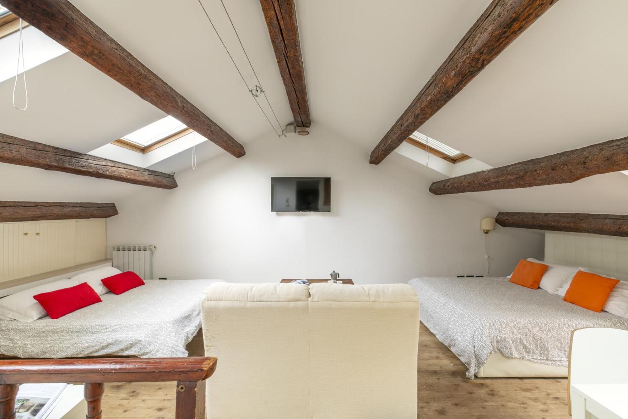 Lovely Attic For 4 Person With Wifi - A/c Venedig