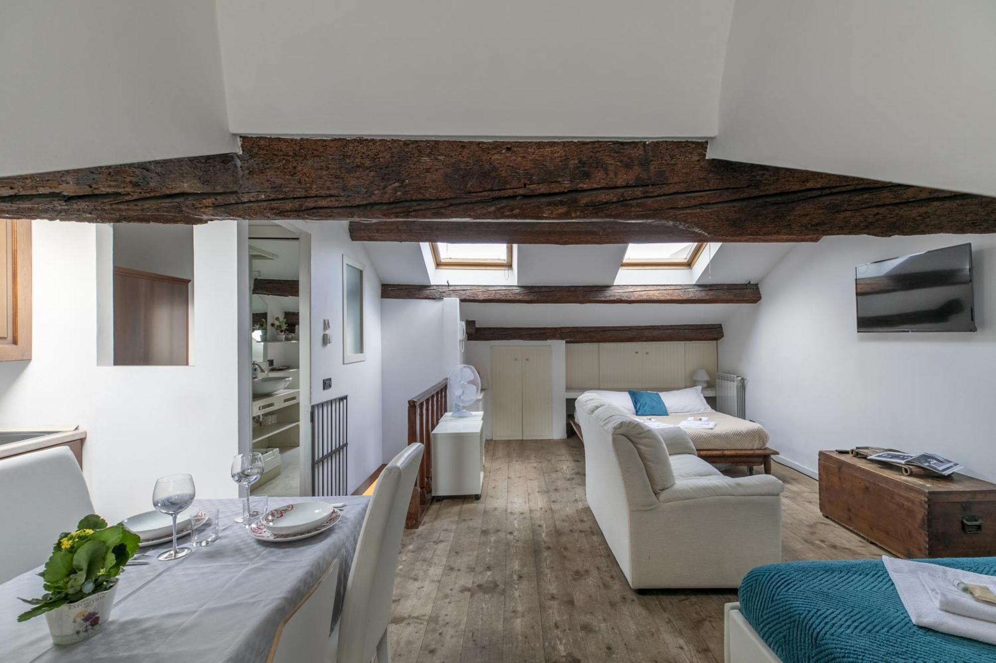 Lovely Attic For 4 Person With Wifi - A/c * Venedig